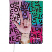 Дневник школьный твердая обложка кожзам (deVENTE) Love универсальный блок цветная печать арт.2020215